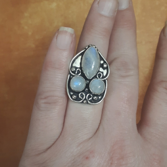 New Rainbow Moonstone 925 Silver Ring. - Picture 6 of 8